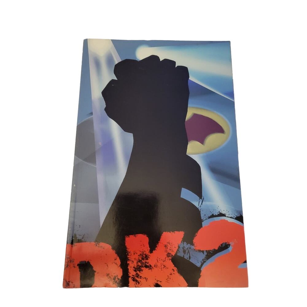 DC Dark Knight Strikes Again Trade Paperback Graphic Novel Batman Frank Miller